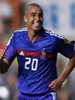 Trezeguet trong màu áo đội tuyển Pháp.